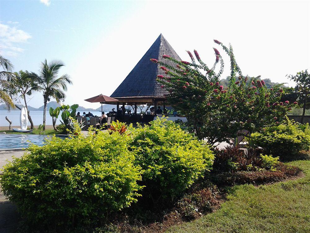 Luwansa Beach Resort Labuan Bajo Luaran gambar
